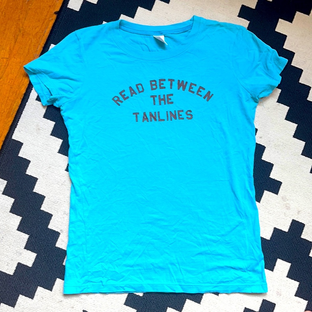 Early 2000s Hollister baby tee